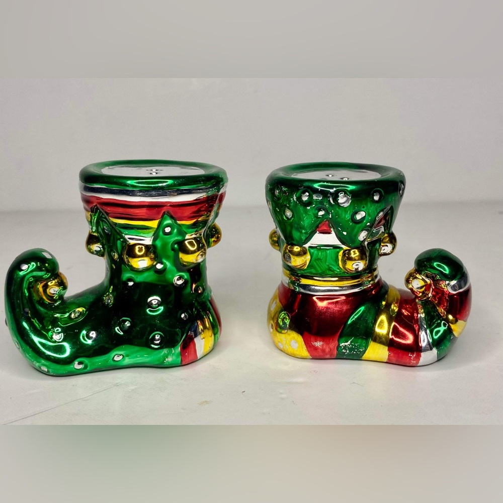 Vintage 2000 Boston Warehouse ELF SHOES Salt & Pepper Shakers 🎄 Christmas